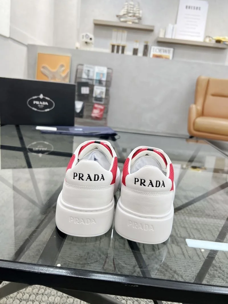 Prada Low Shoes ComfortFit 33761