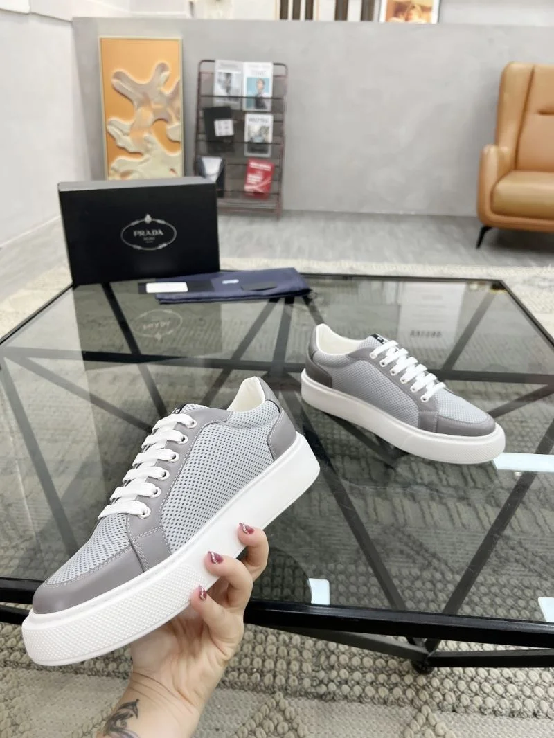 Cozy Prada Low Shoes 33758