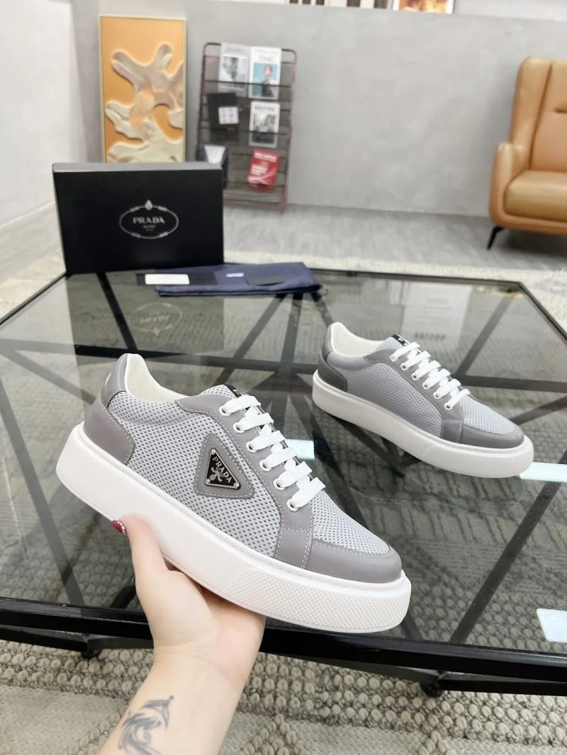 Cozy Prada Low Shoes 33758