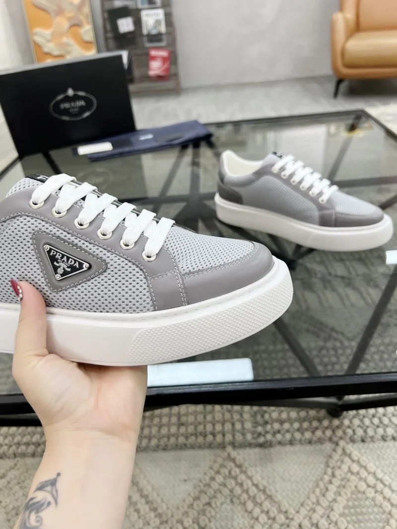 Cozy Prada Low Shoes 33758