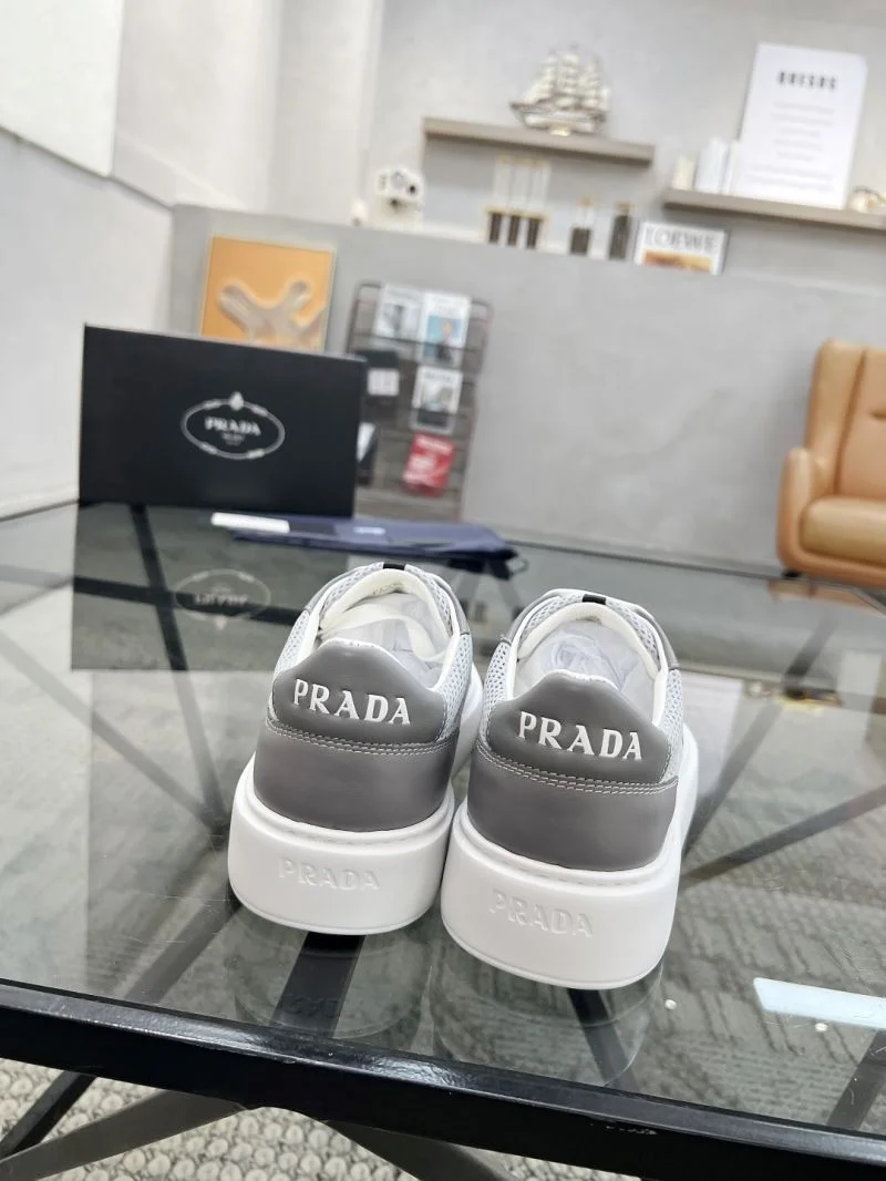Cozy Prada Low Shoes 33758
