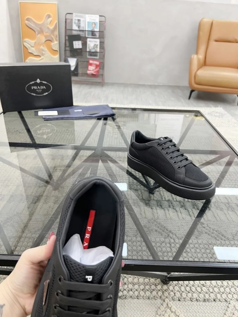 Prada Low Shoes Fashionable 33759