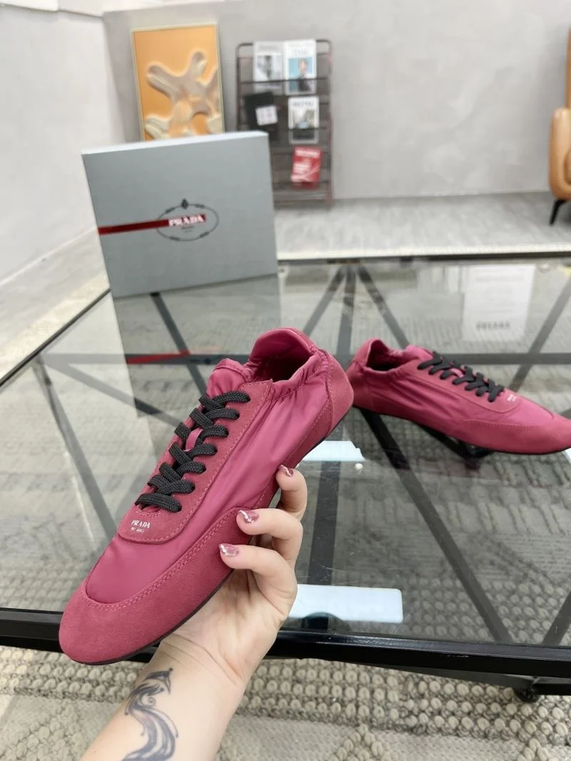 Youthful Prada Low Shoes 33752