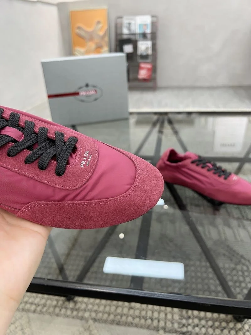 Youthful Prada Low Shoes 33752