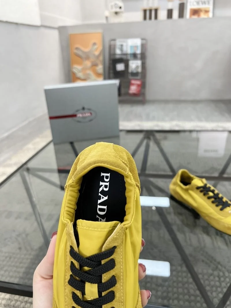Prada Low Shoes Comfortable 33762