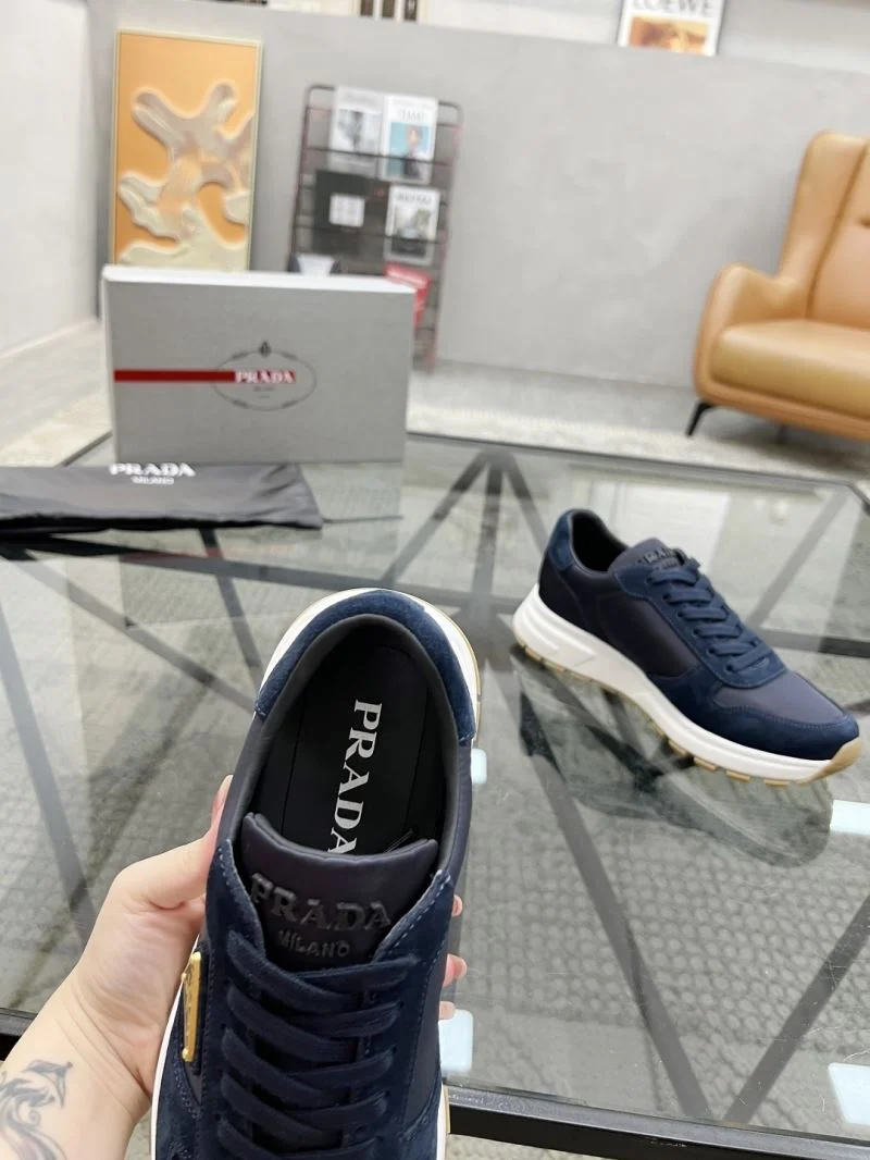 Prada Low Shoes Soft 33742