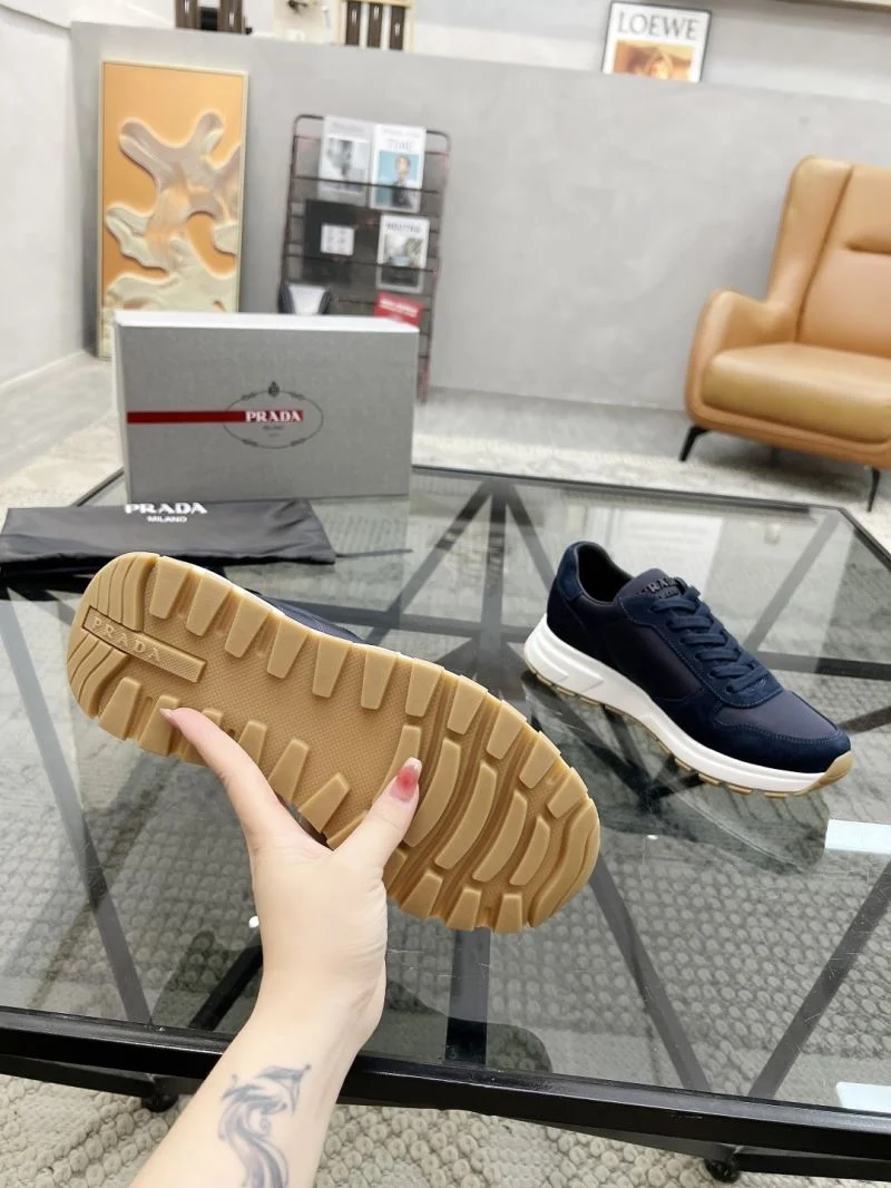 Prada Low Shoes Soft 33742