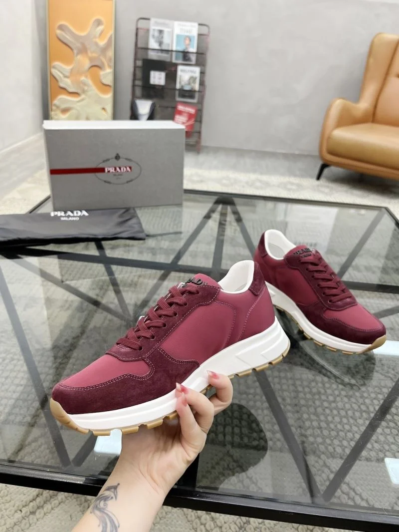 Prada Low Shoes Chic 33738