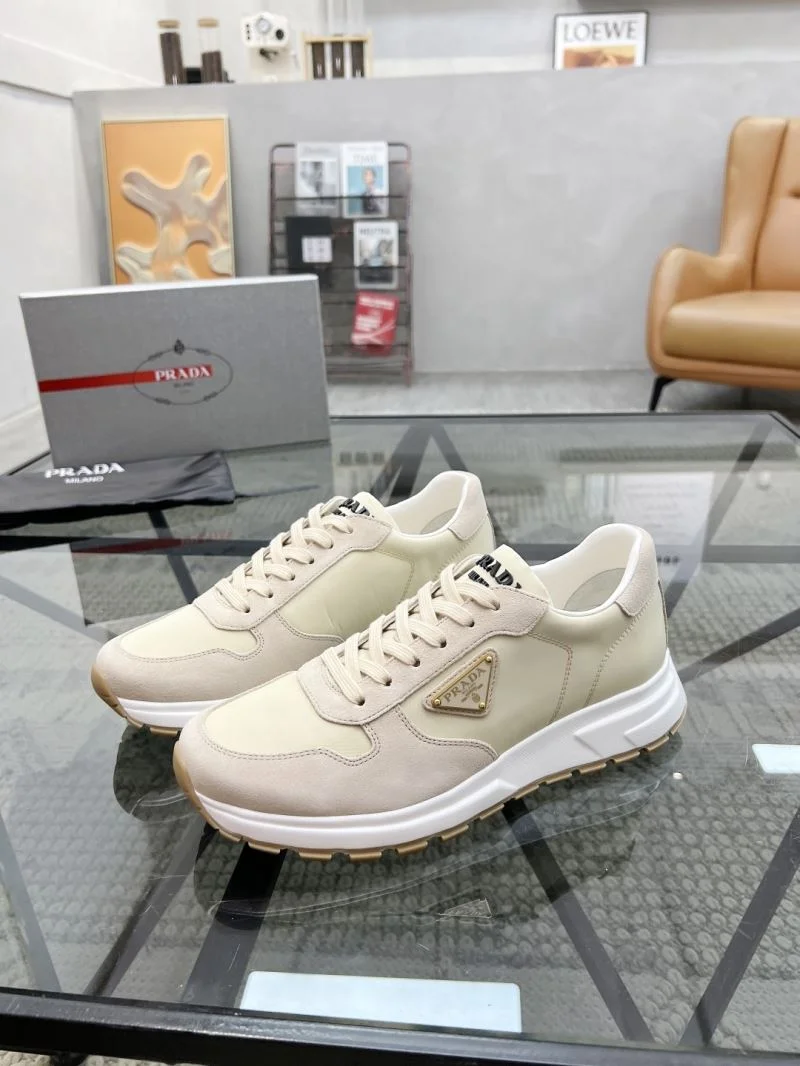 Prada Low Shoes GoodFit 33740