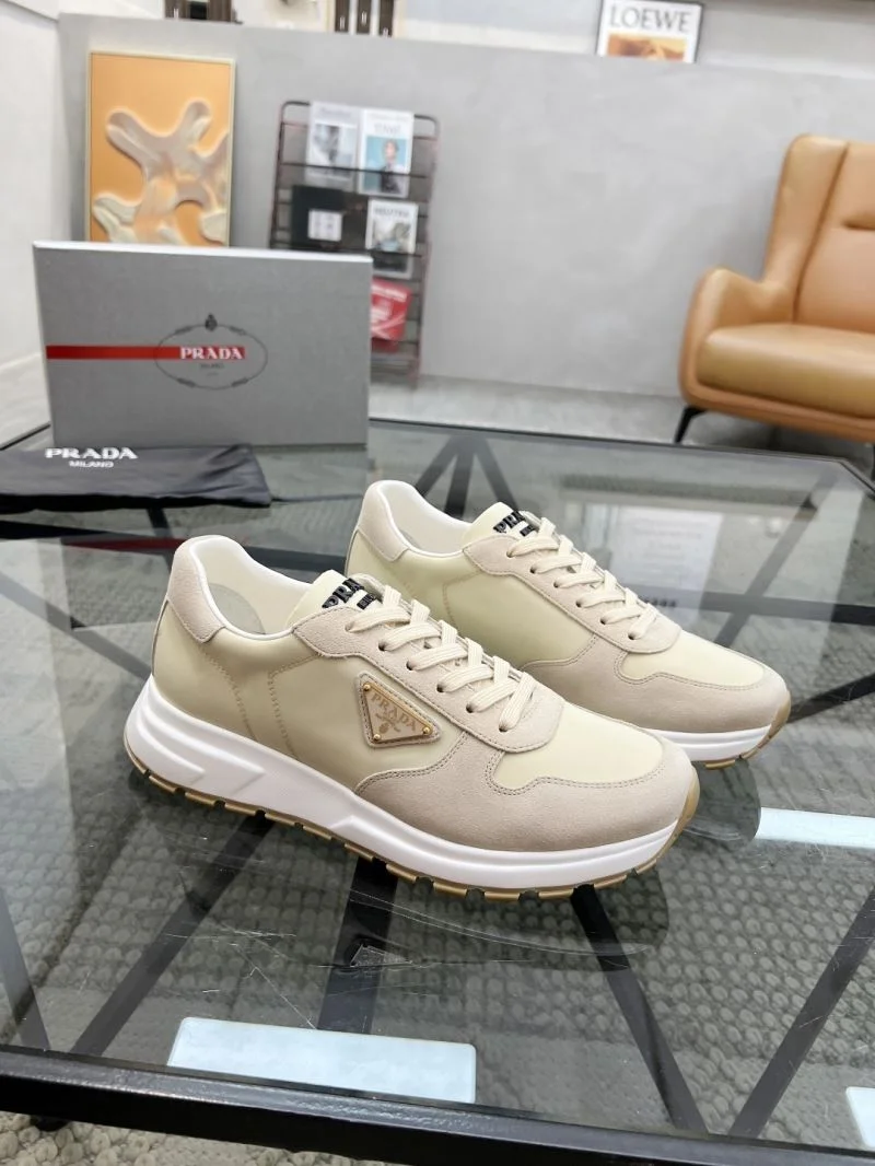 Prada Low Shoes GoodFit 33740