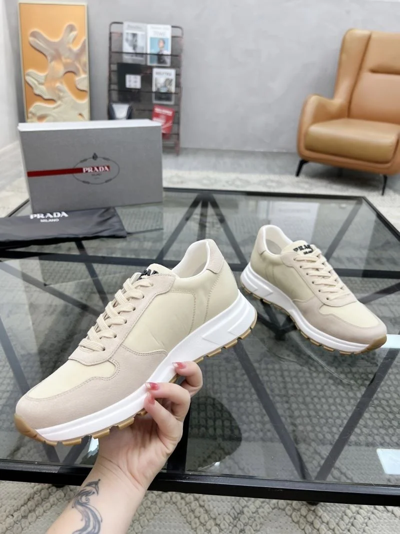 Prada Low Shoes GoodFit 33740
