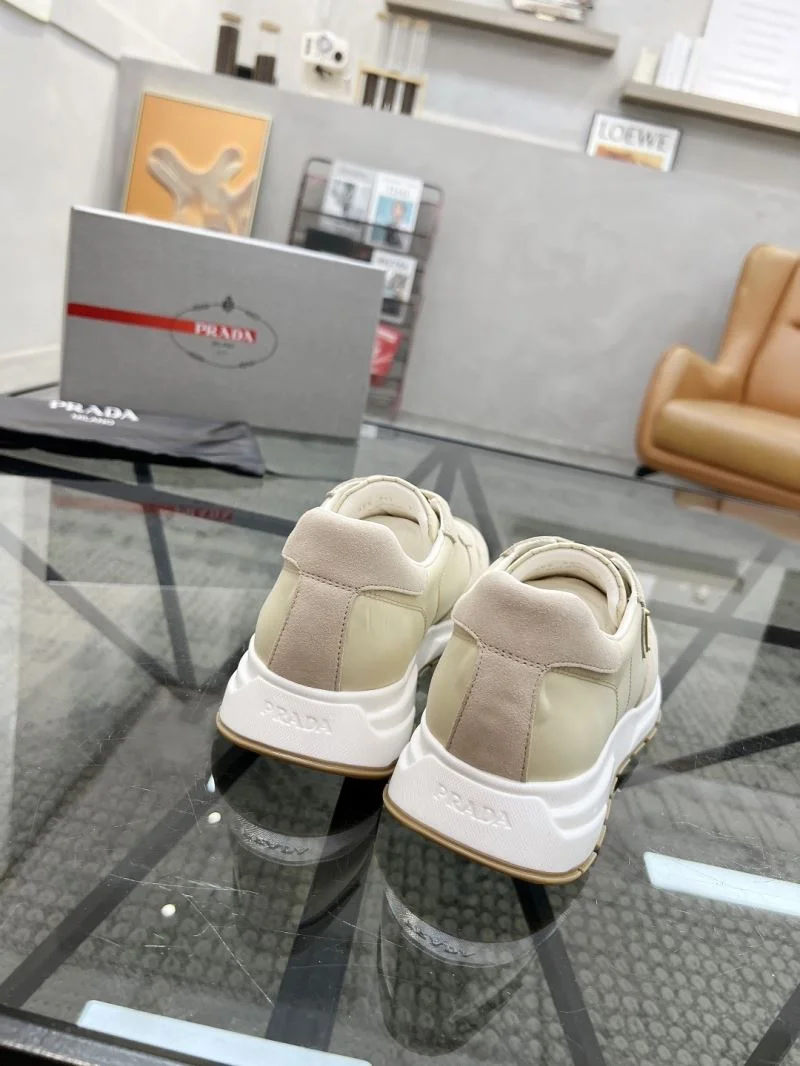 Prada Low Shoes GoodFit 33740