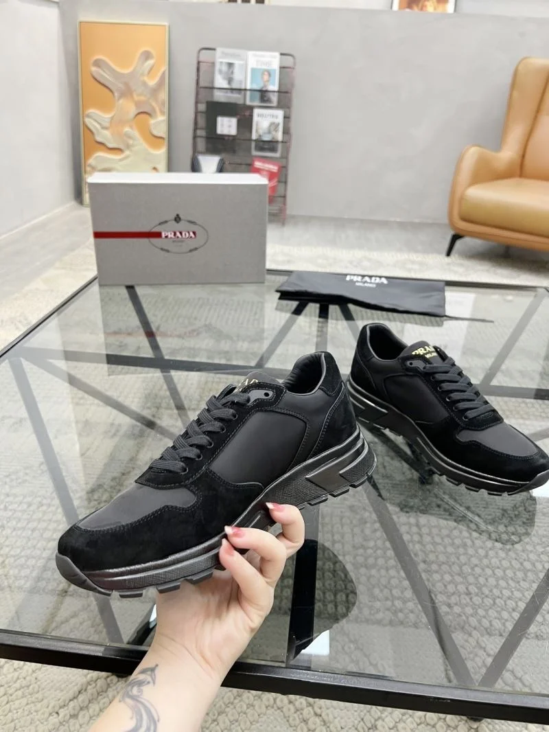 Cozy Prada Low Shoes 33717