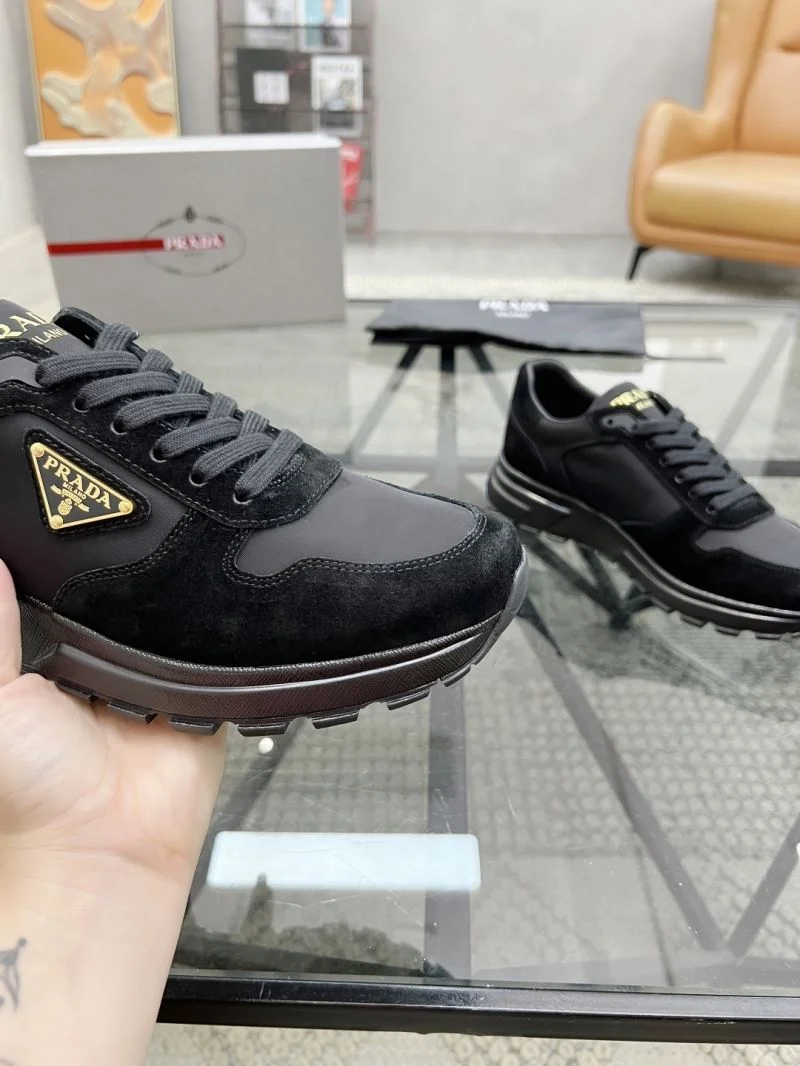 Cozy Prada Low Shoes 33717