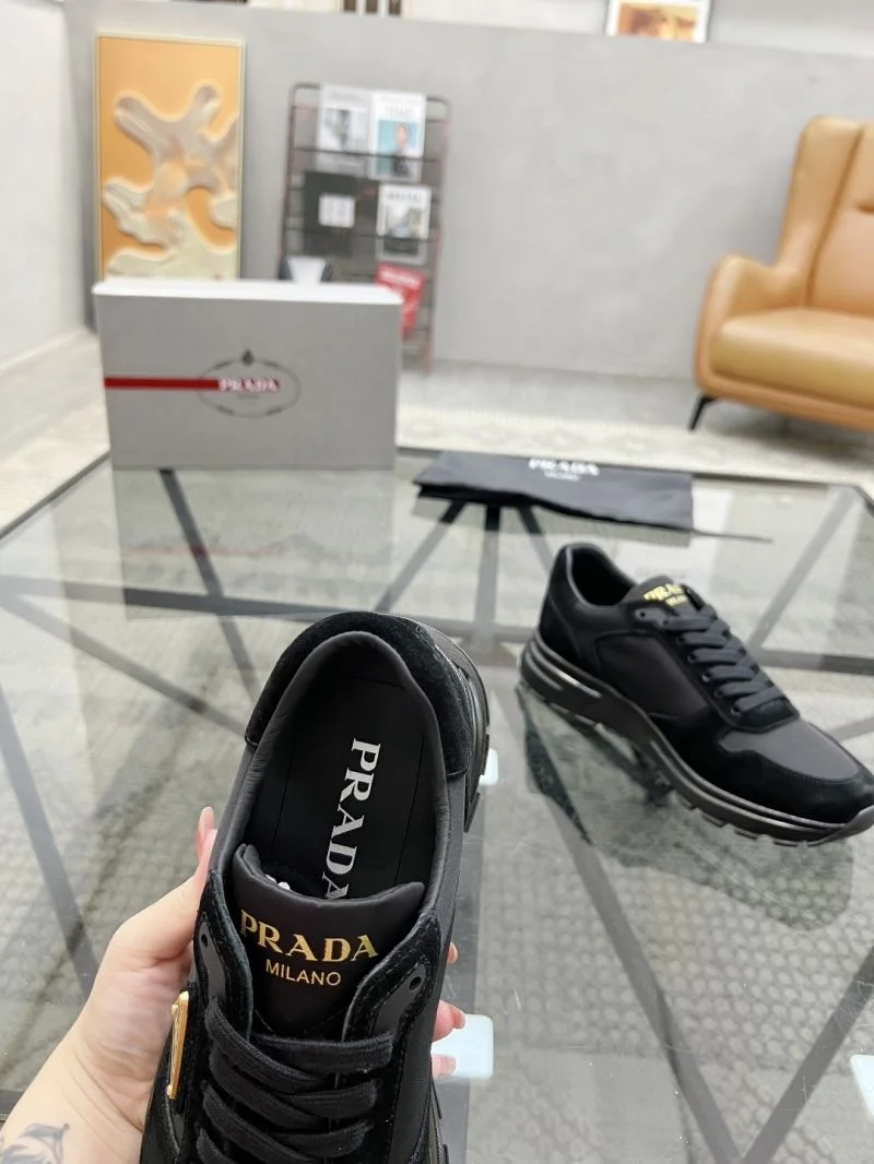 Cozy Prada Low Shoes 33717