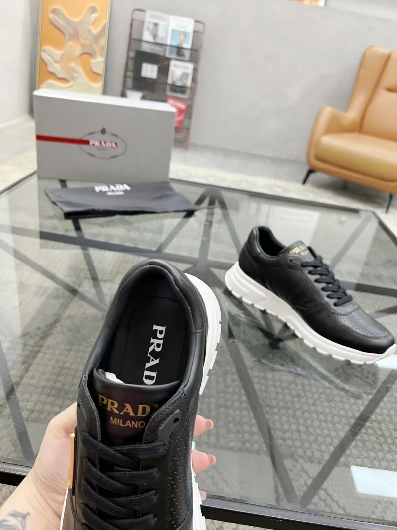 HighPerformance Prada Low Shoes 33725