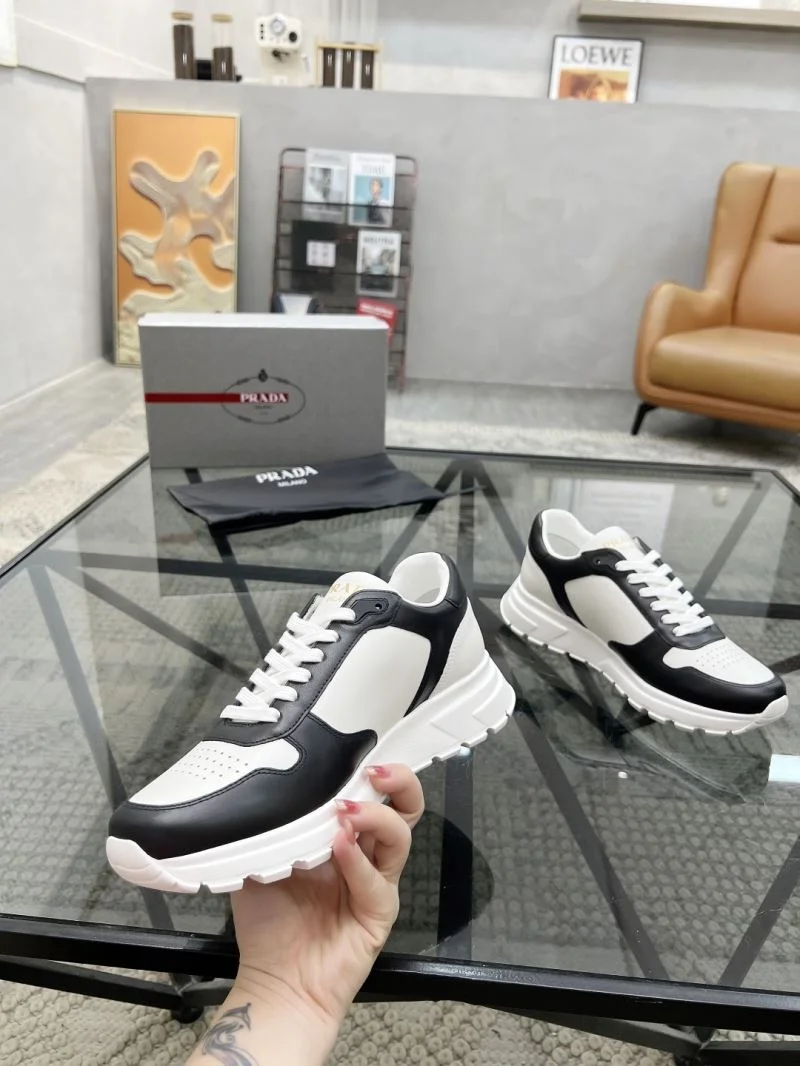 Prada Low Shoes WrinkleFree 33718