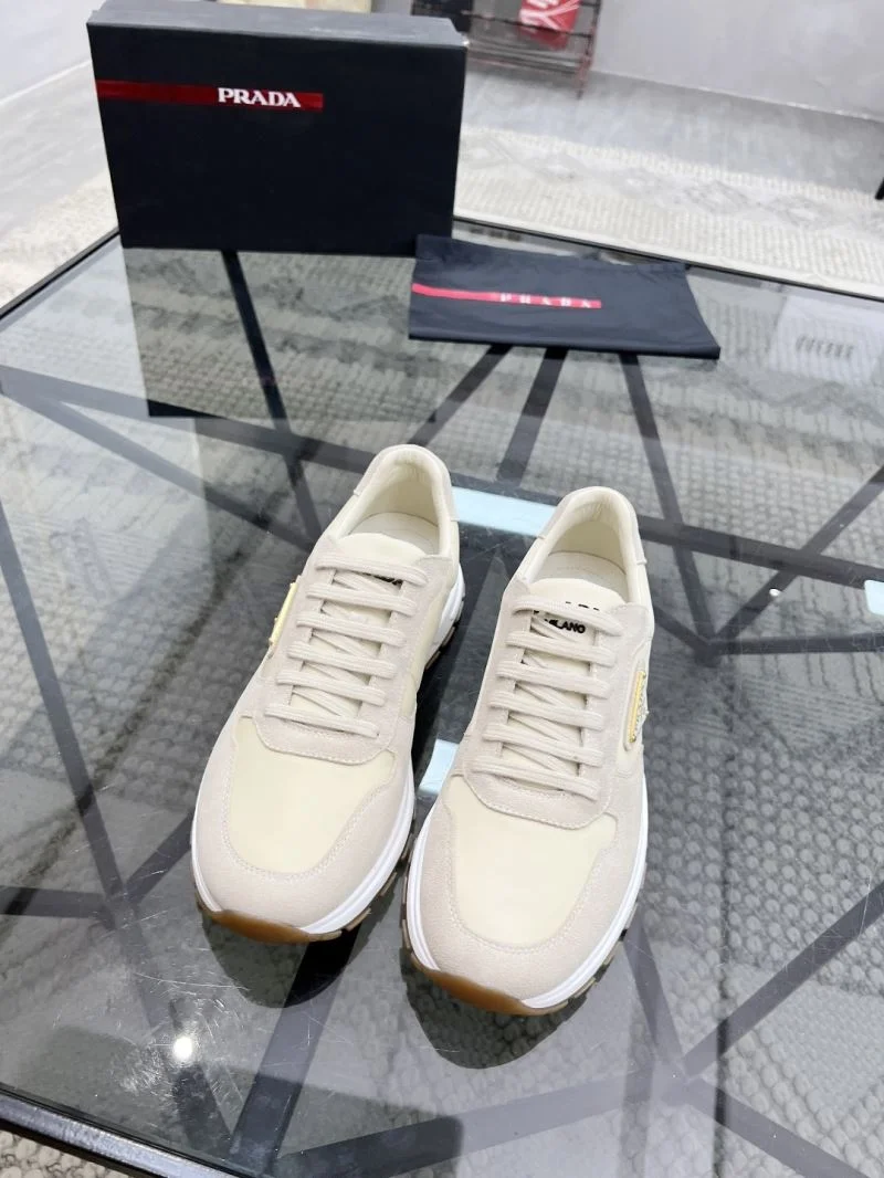 Prada Low Shoes ComfortFit 33734