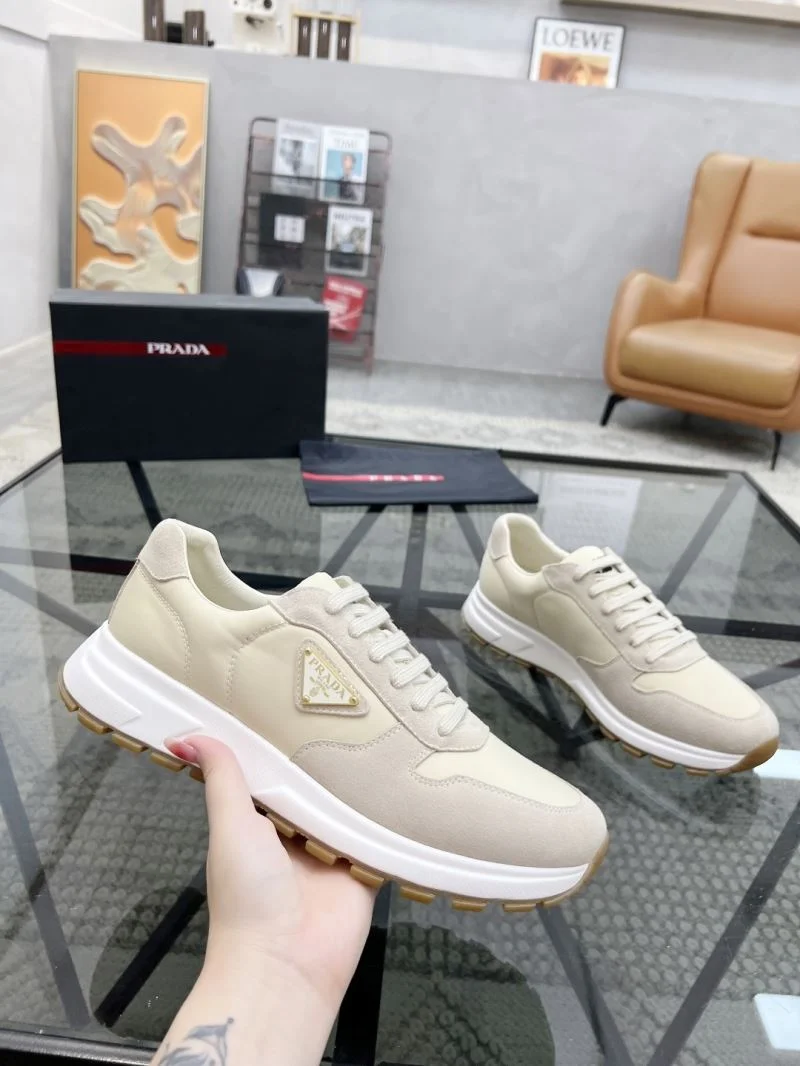 Prada Low Shoes ComfortFit 33734