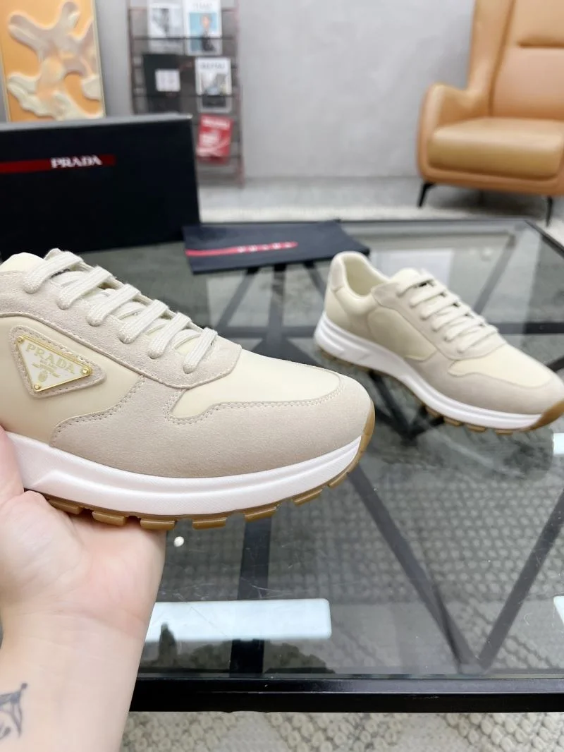Prada Low Shoes ComfortFit 33734