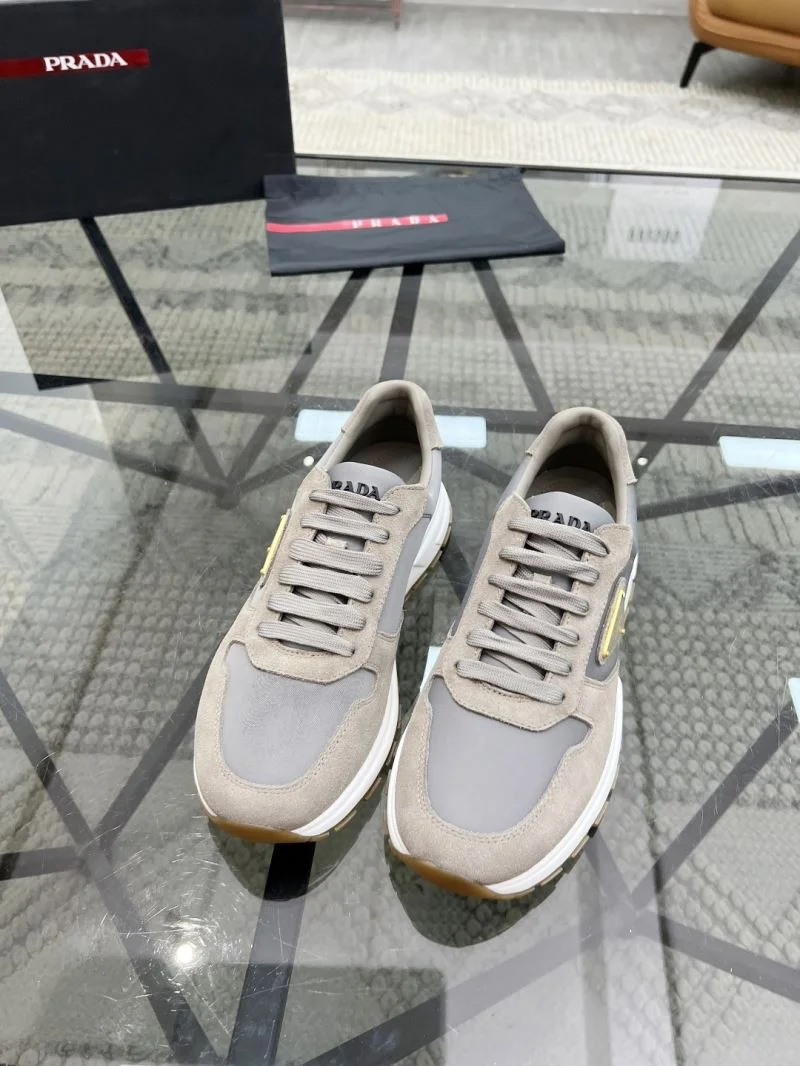 SmoothTexture Prada Low Shoes 33722