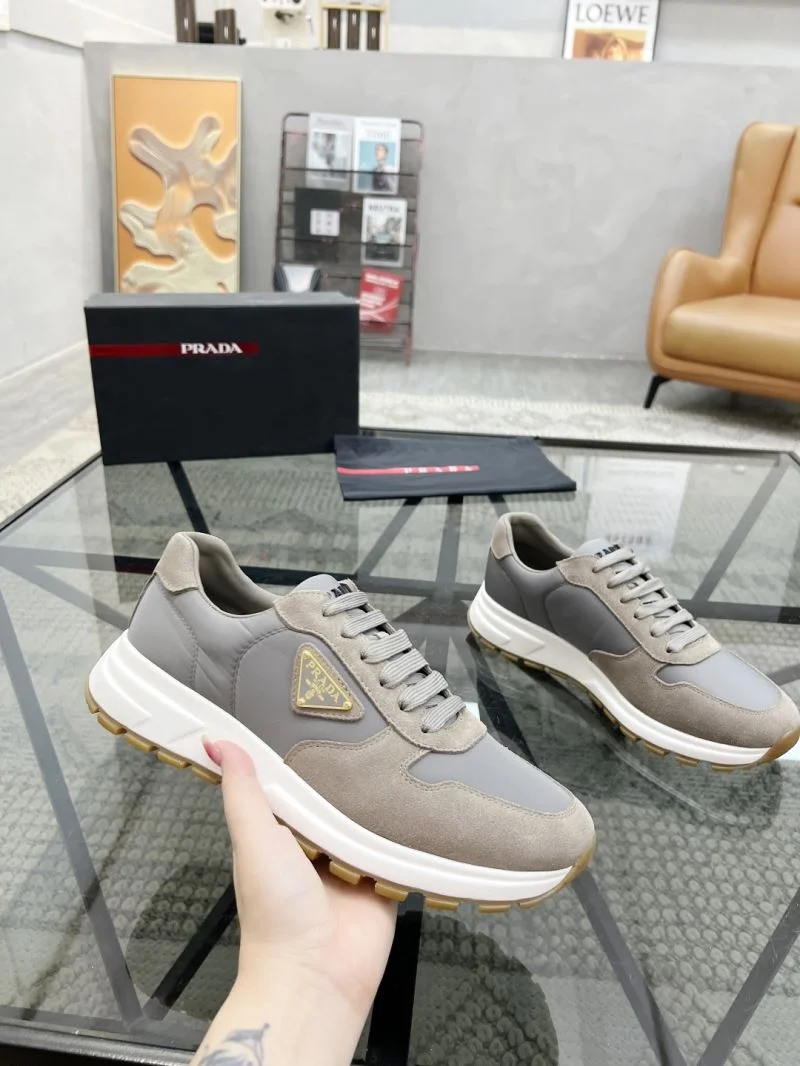SmoothTexture Prada Low Shoes 33722