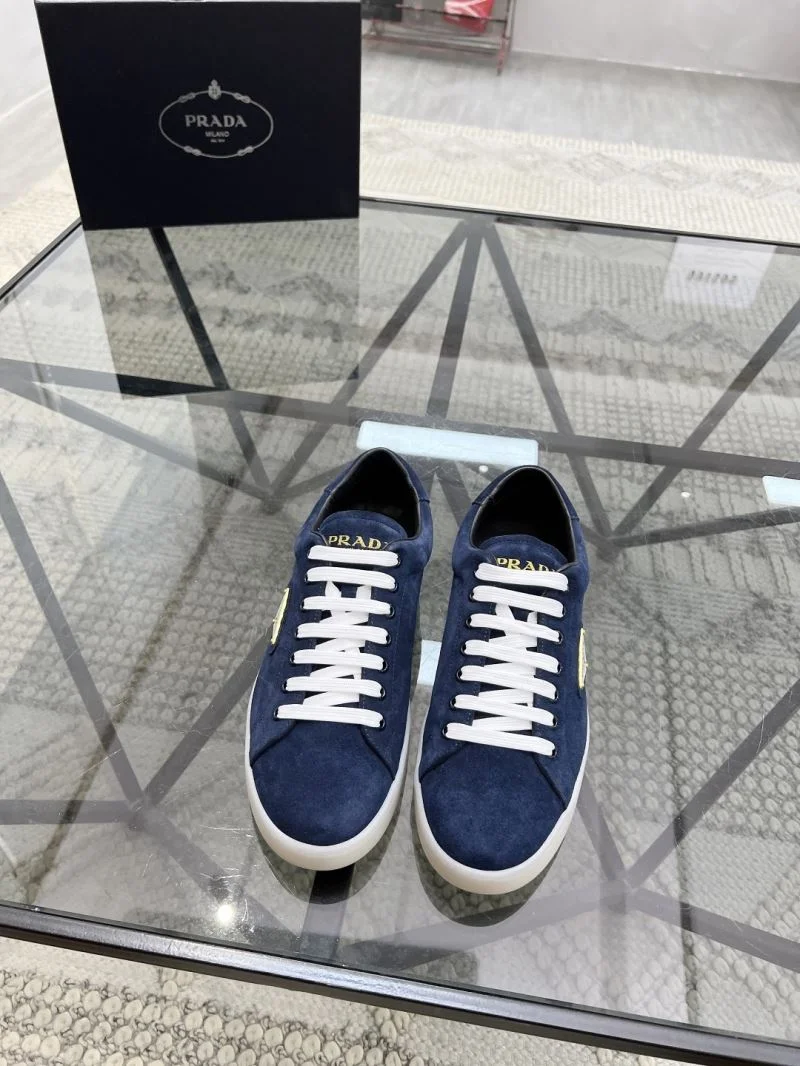 Youthful Prada Low Shoes 33712