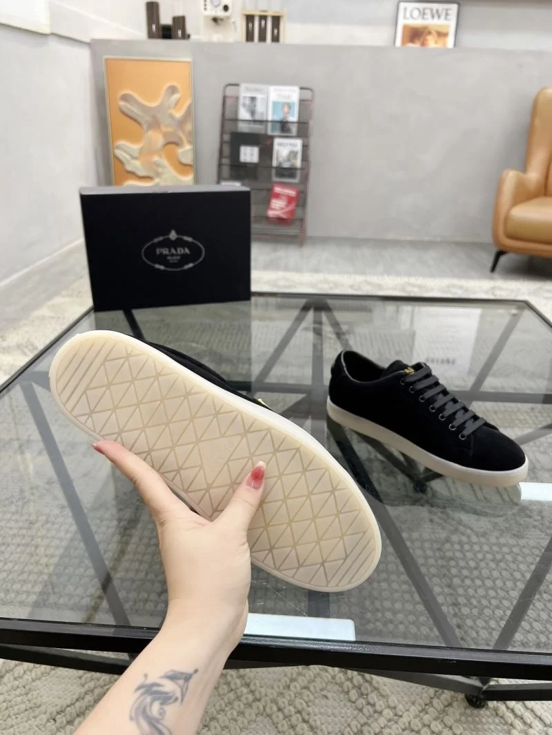 Prada Low Shoes SportInspired 33714