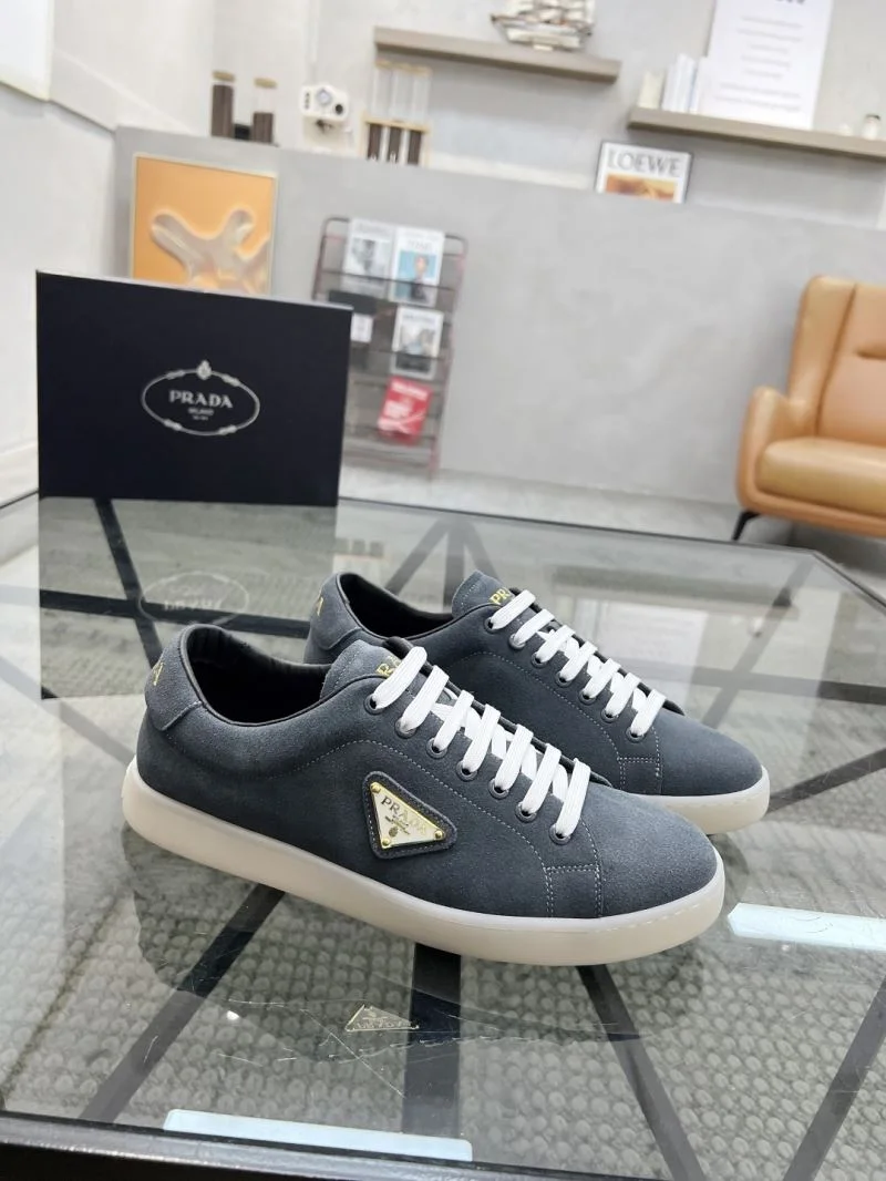 Prada Low Shoes Reliable 33708