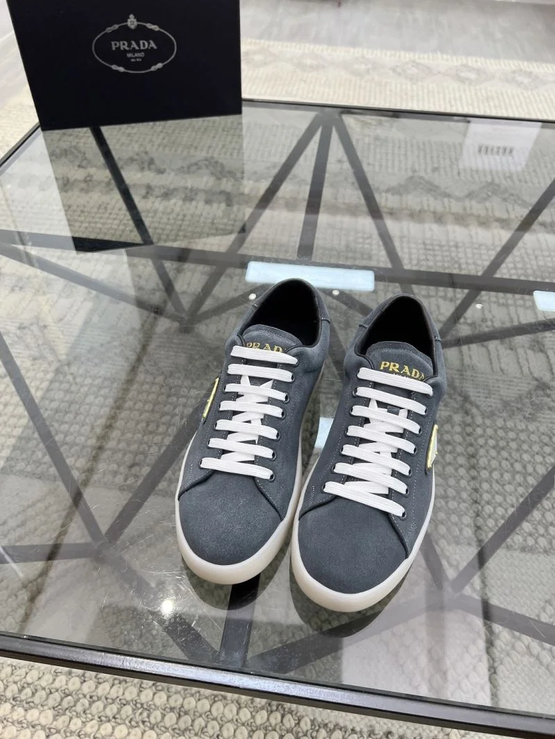 Prada Low Shoes Reliable 33708