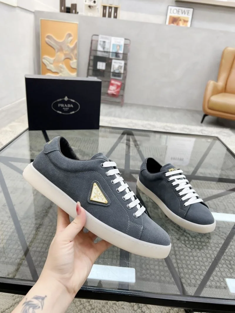 Prada Low Shoes Reliable 33708