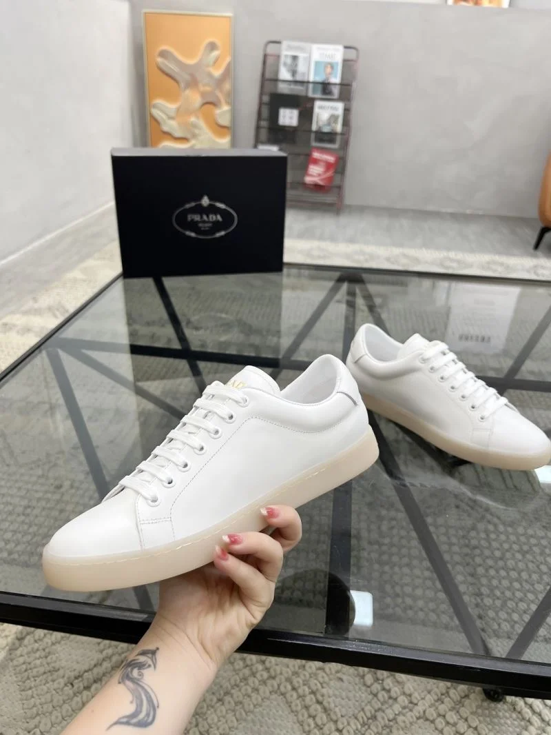 FlexibleFit Prada Low Shoes 33719