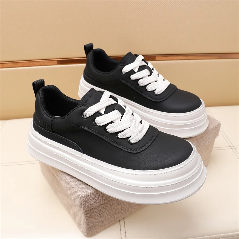 Prada Low Shoes Lightweight 33707