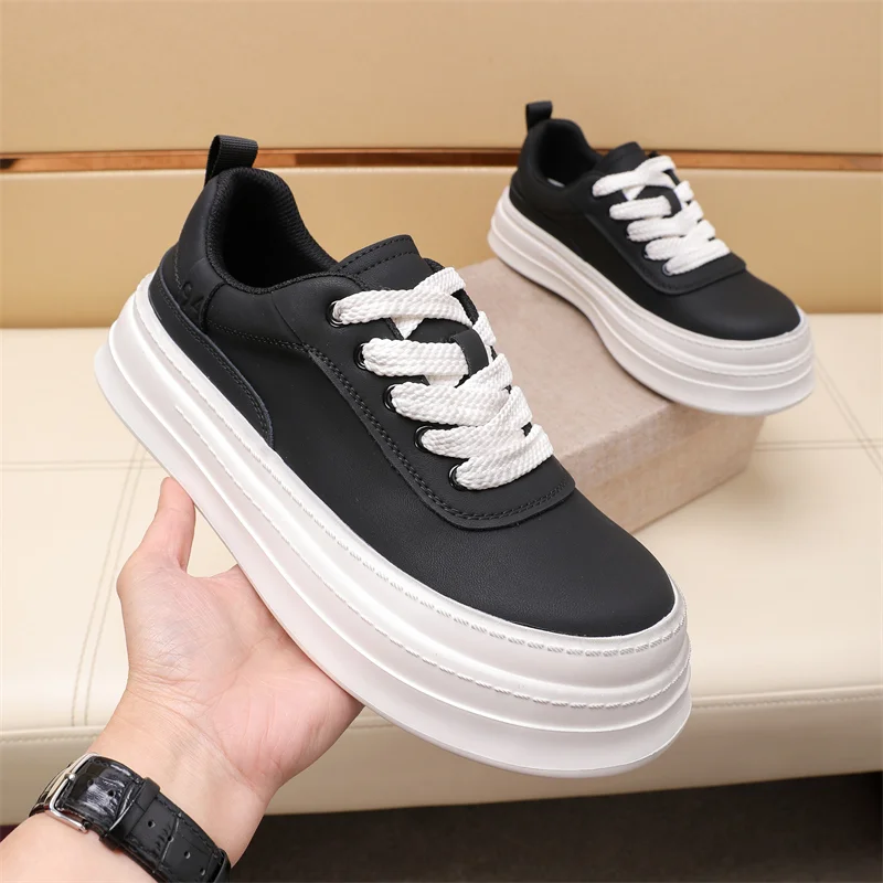 Prada Low Shoes Lightweight 33707