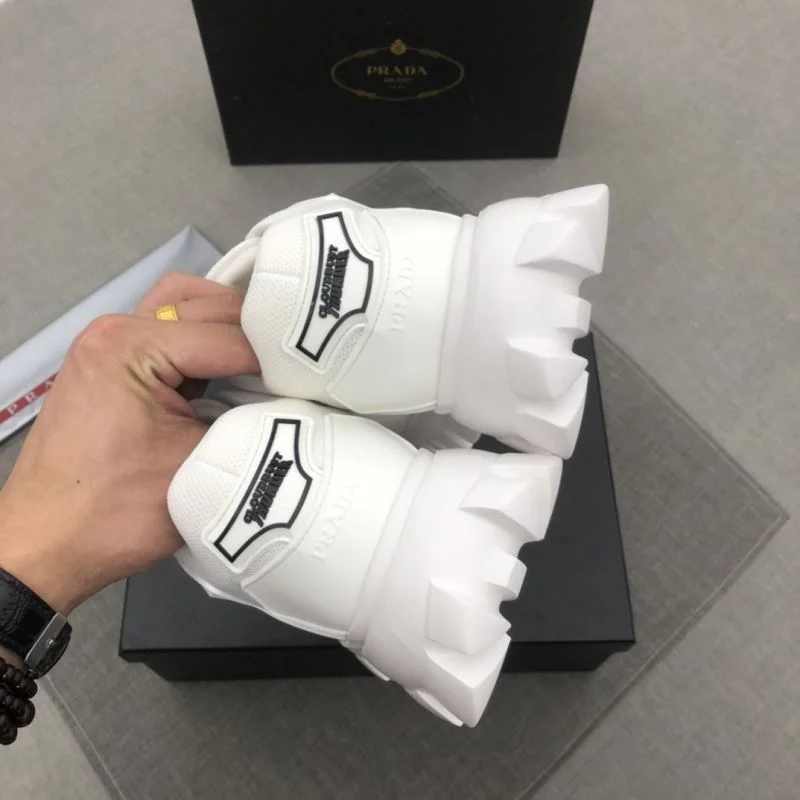 HighPerformance Prada Low Shoes 33705