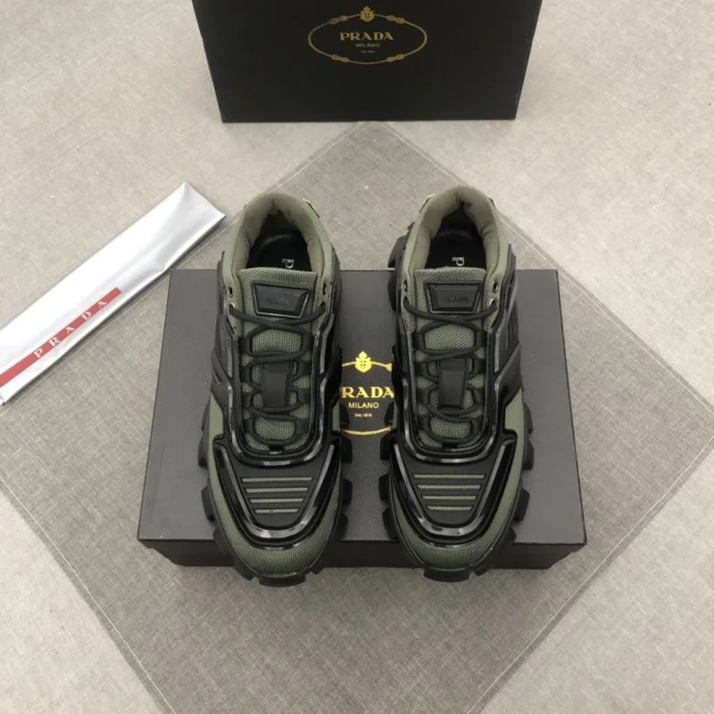 Prada Low Shoes Functional 33700