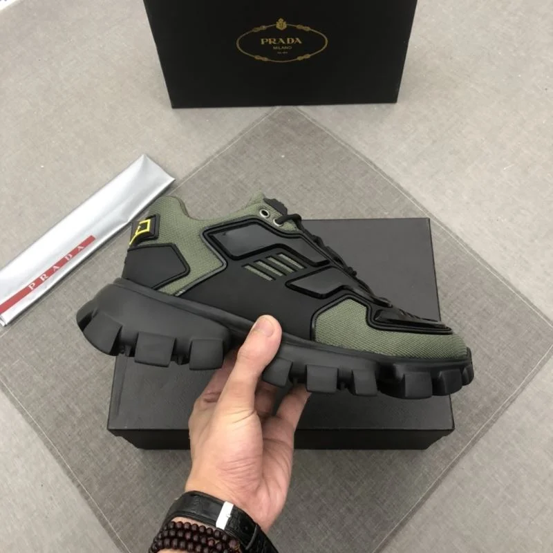Prada Low Shoes Functional 33700