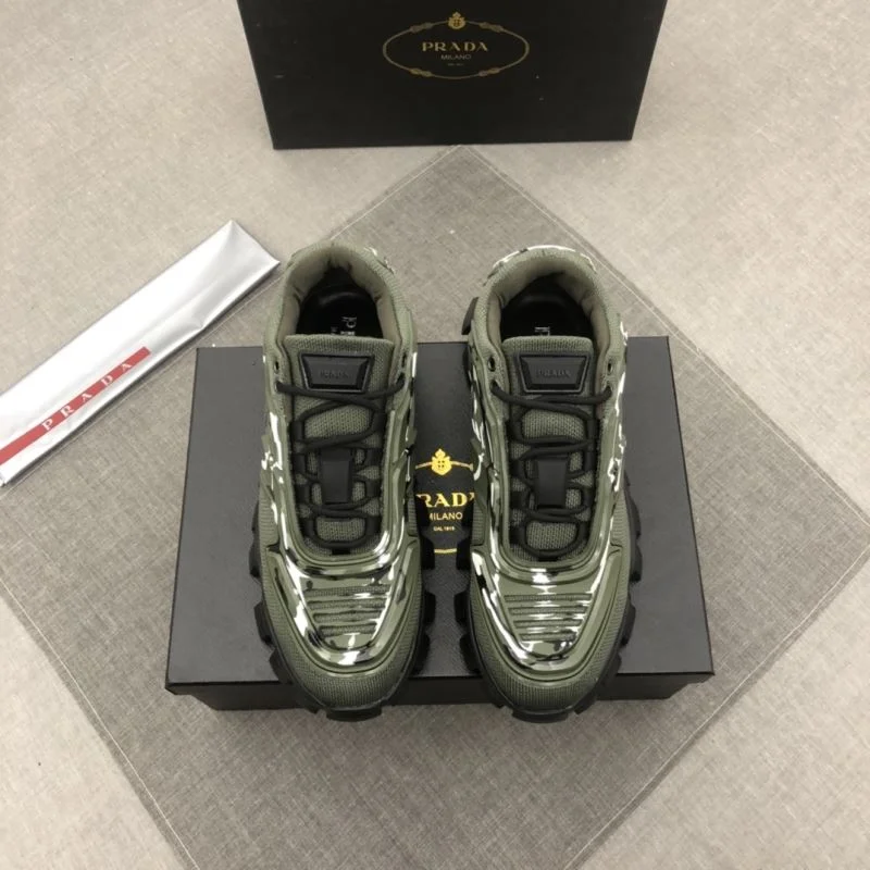Sleek Prada Low Shoes 33706