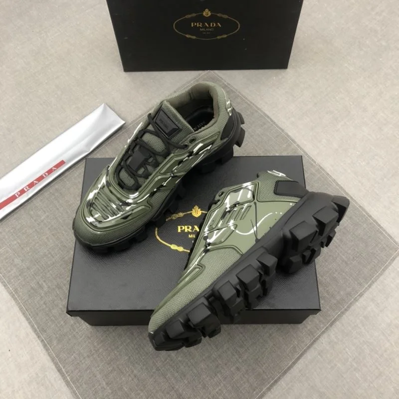 Sleek Prada Low Shoes 33706