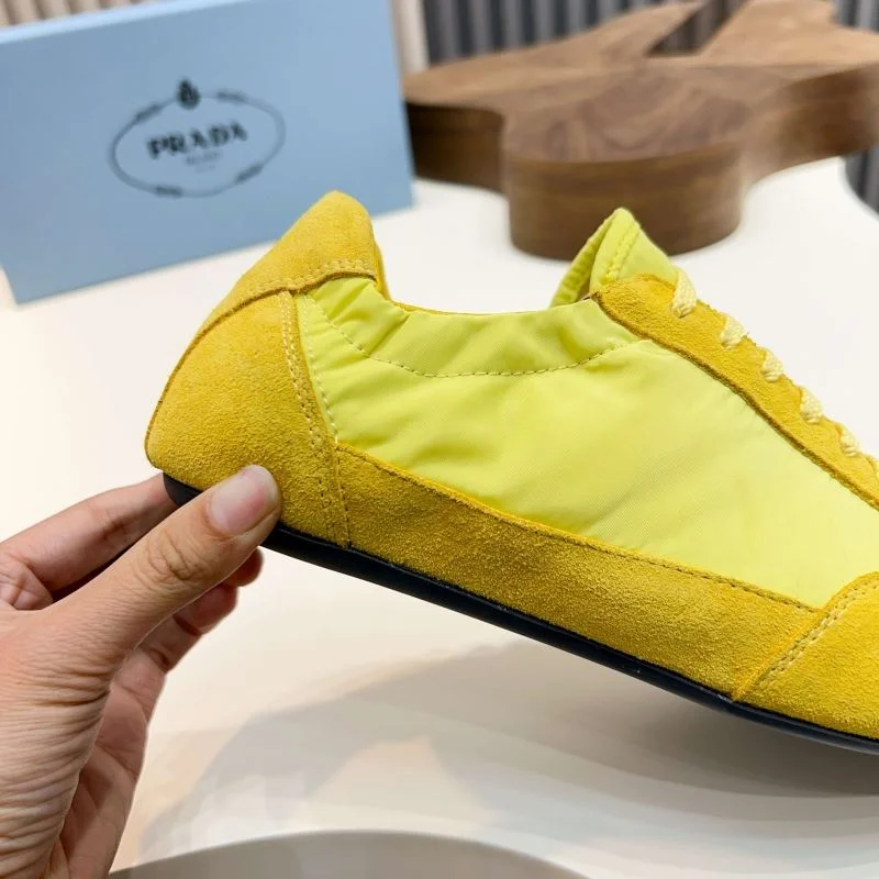 Prada Low Shoes Breathable 33685