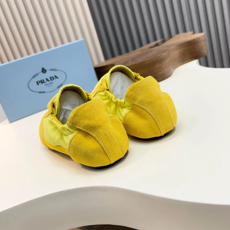 Prada Low Shoes Breathable 33685