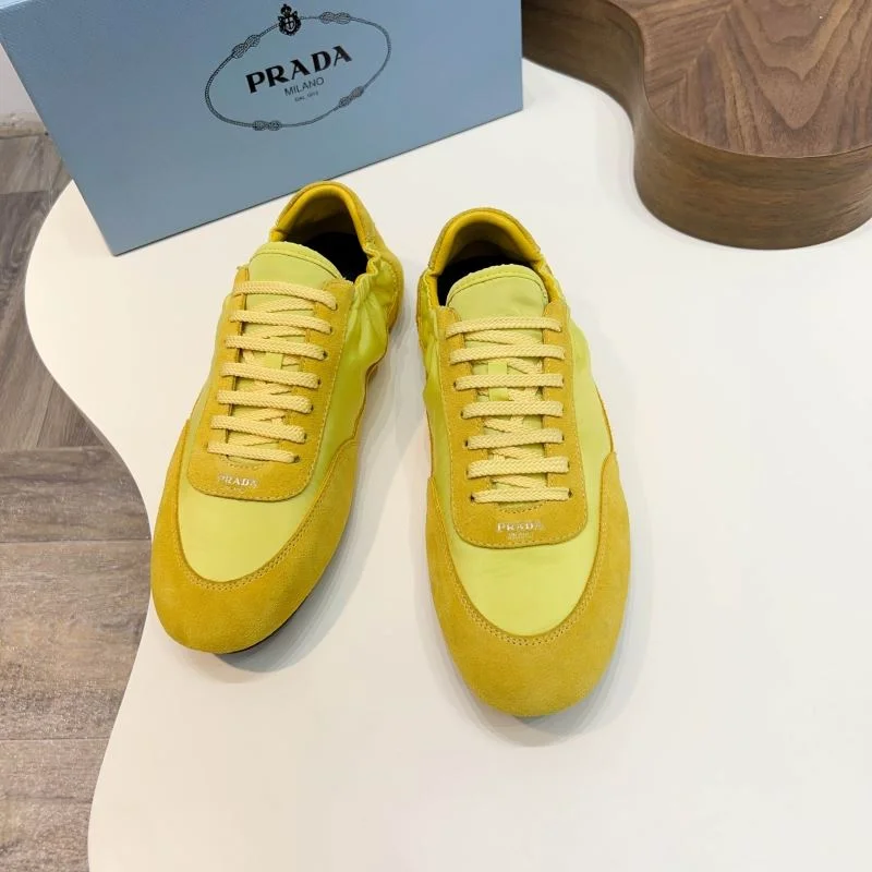 Prada Low Shoes Breathable 33685