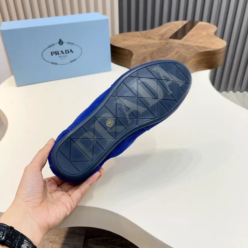 Prada Low Shoes Refined 33689