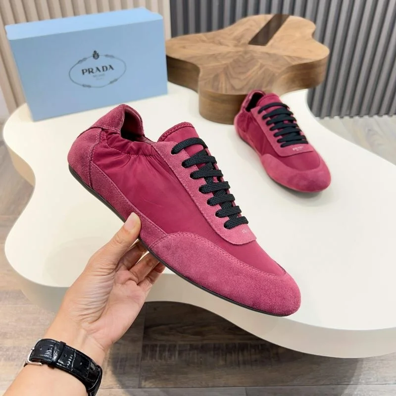 Cozy Prada Low Shoes 33688