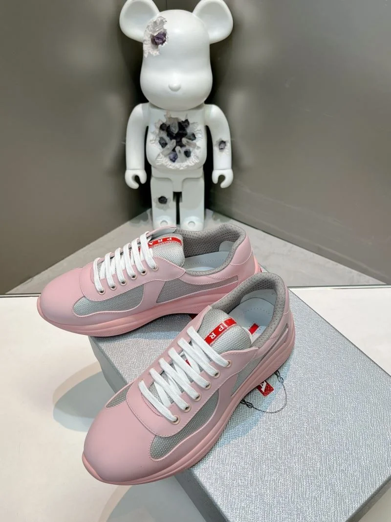 Stylish Prada Low Shoes 33686