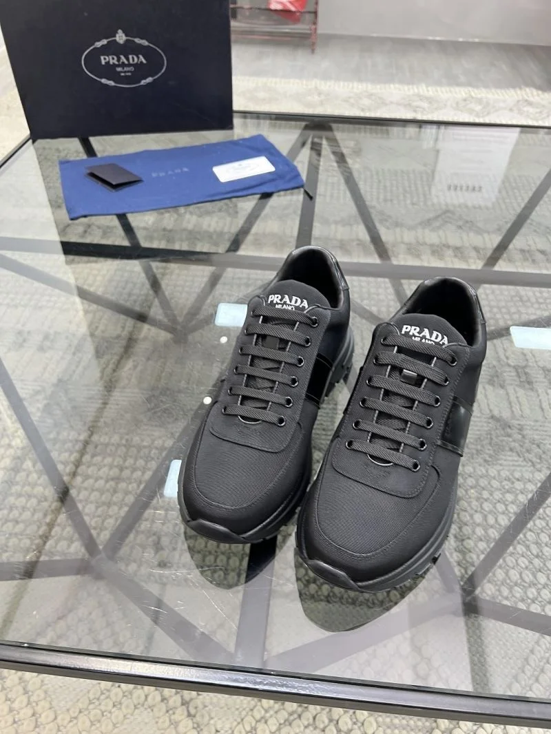 Cozy Prada Low Shoes 33676