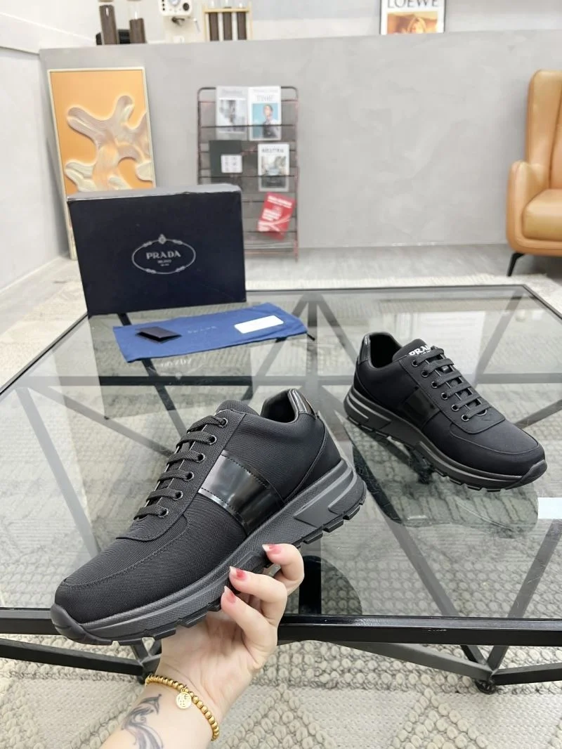 Cozy Prada Low Shoes 33676