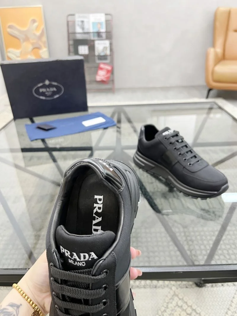 Cozy Prada Low Shoes 33676