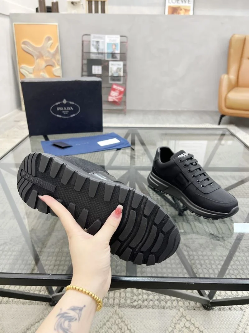 Cozy Prada Low Shoes 33676