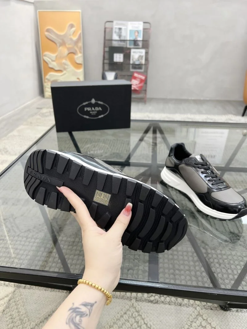 Prada Low Shoes FastDry 33682
